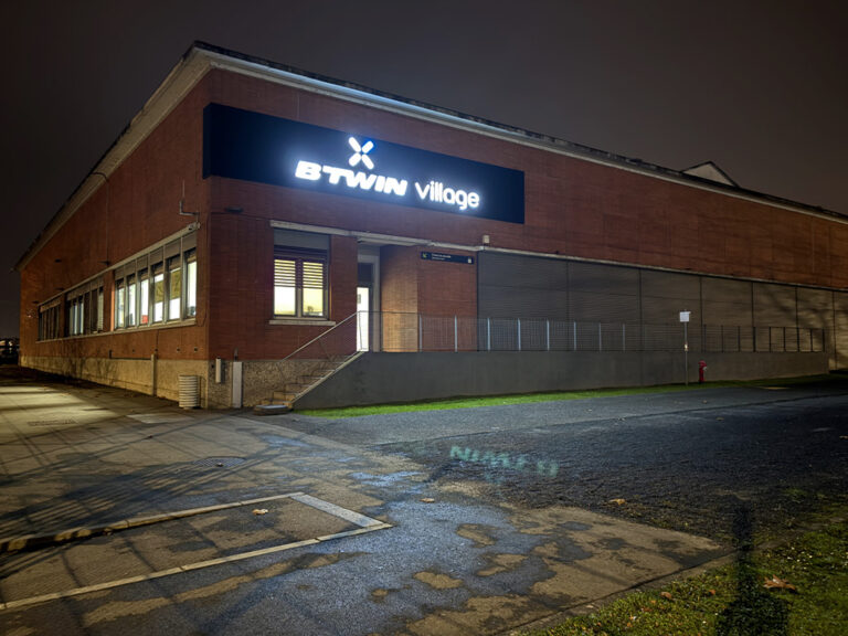 Flocage BTWin Village Décathlon Lille 3