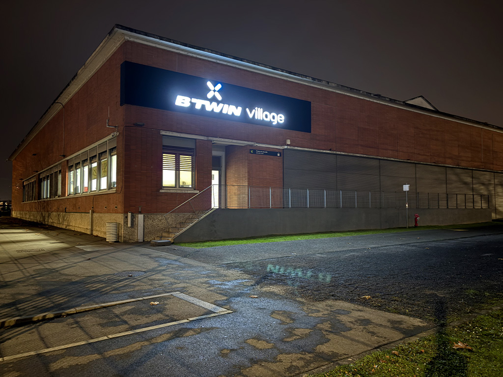 Flocage BTWin Village Décathlon Lille 3